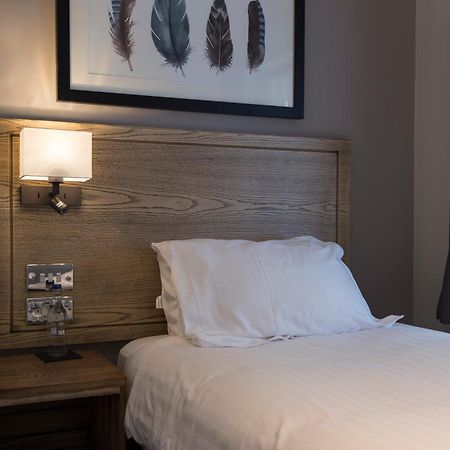 Owl, Hambleton By Marston'S Inns Selby Exteriör bild
